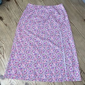 High waisted pink flower skirt with slit